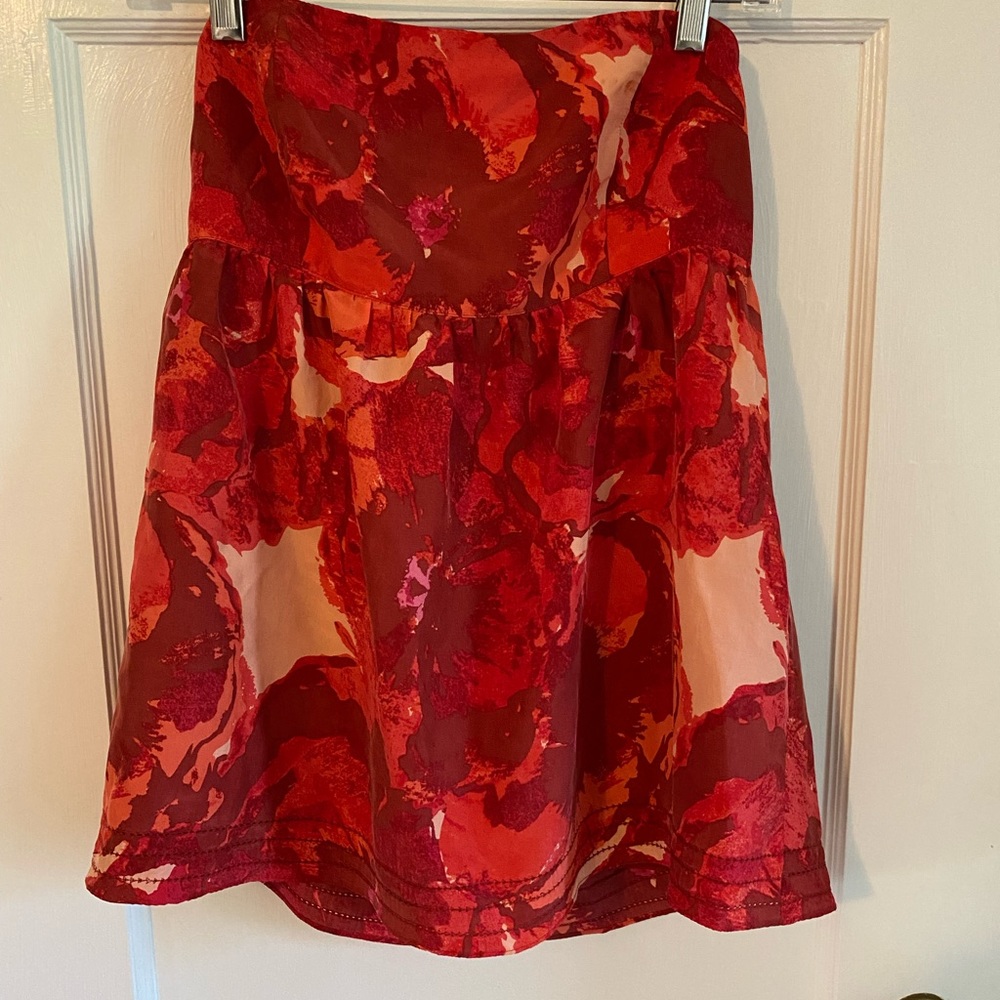 Banana Republic Women’s Red Abstract Floral Strapless Top Size 6P